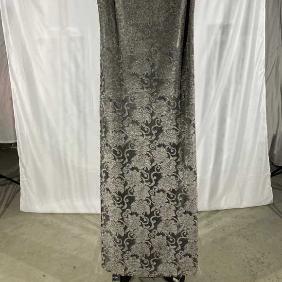 Tonight - Dress - Picture 2 of 6